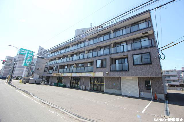 カルフール麻生