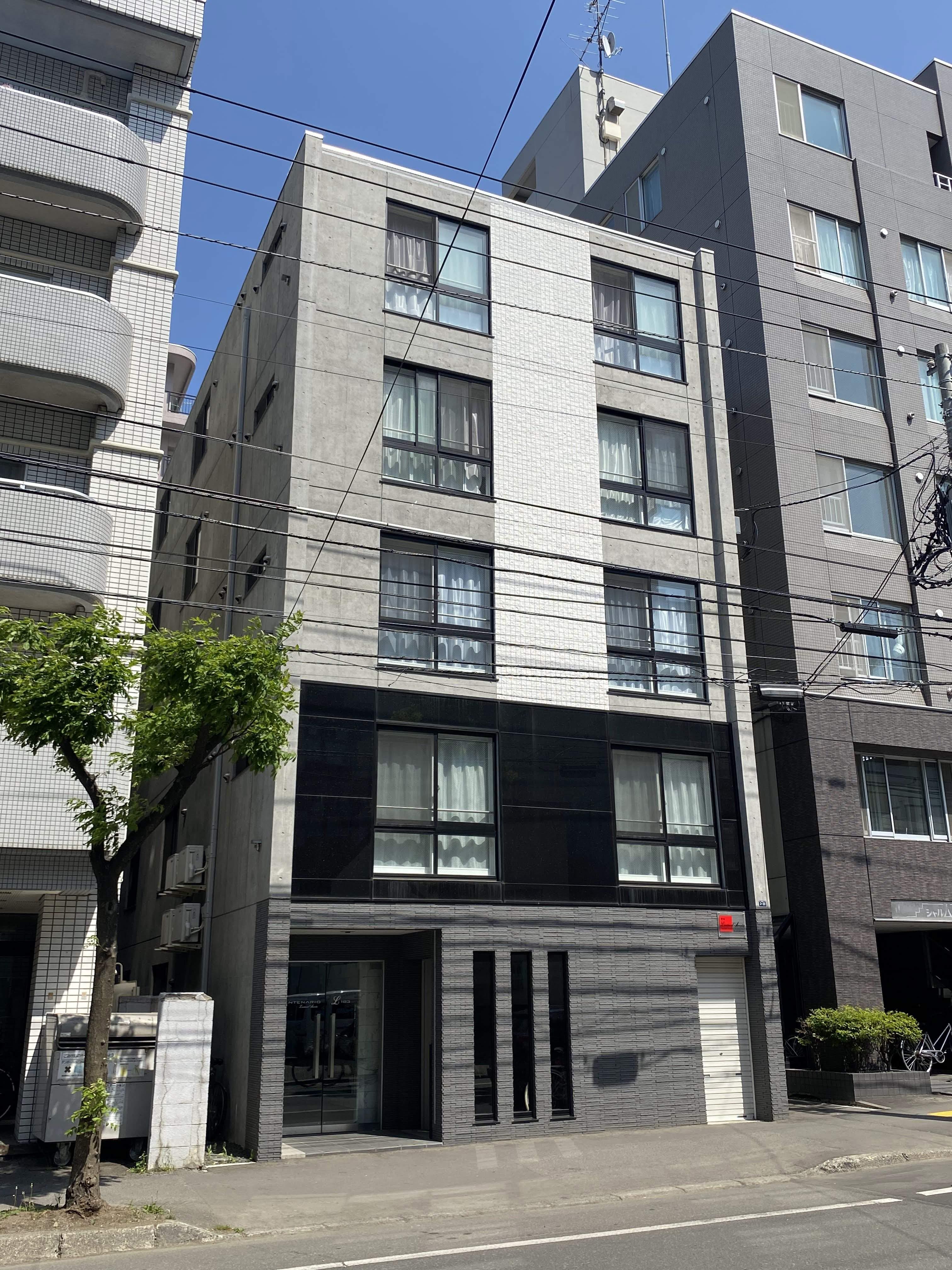 センテナリオL183