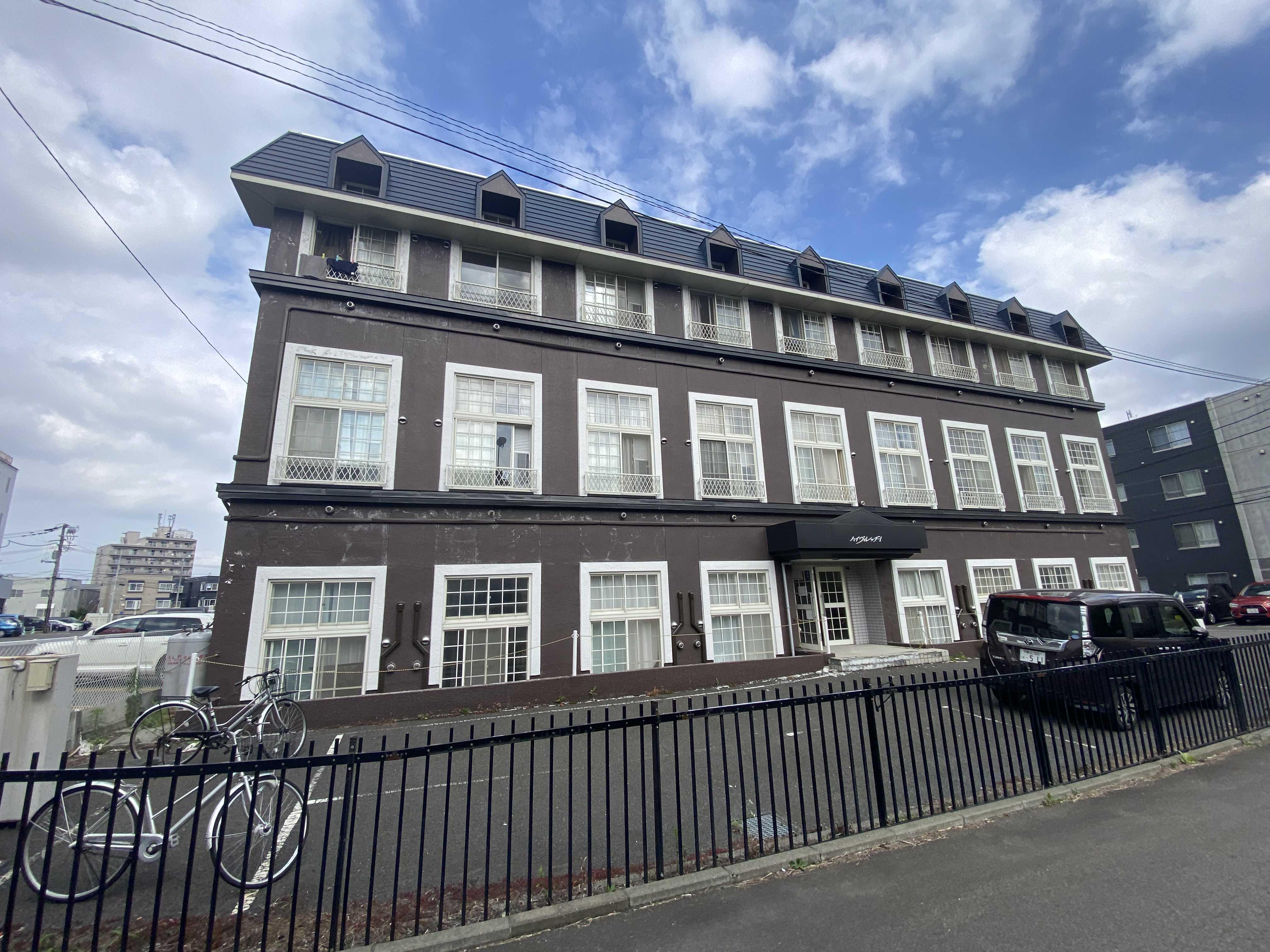 ハイヴィレッジⅠ