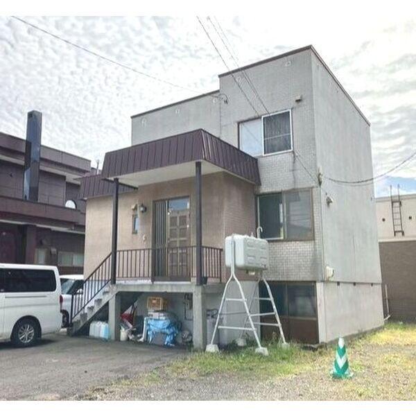 北海道札幌市北区  築40年(5LDK)