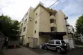 フローレス麻生