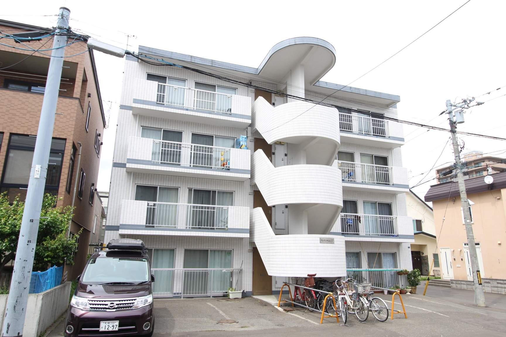 パレスシャレム37