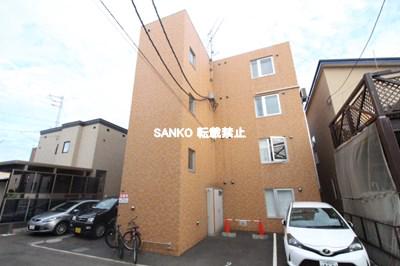 イーストコート894