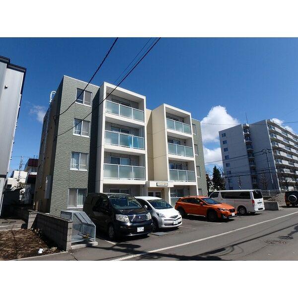 クローバー西麻生