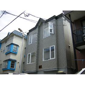 ロイヤルコート学園前(1DK/3階)