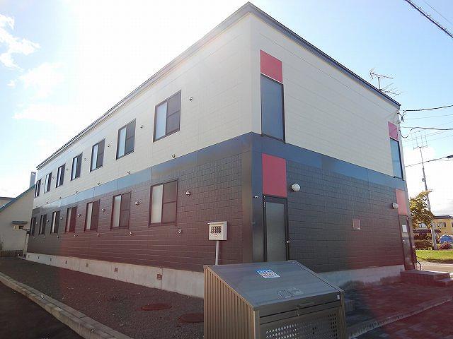 レオパレススズラン