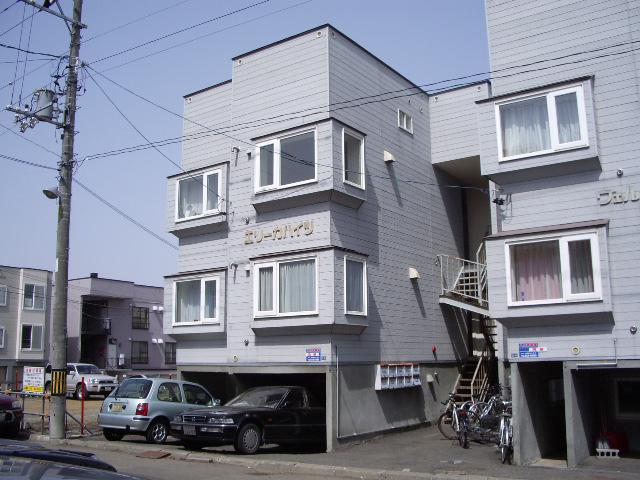 エリーカハイツ