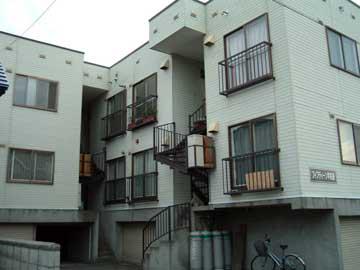 フィフティーン平和通