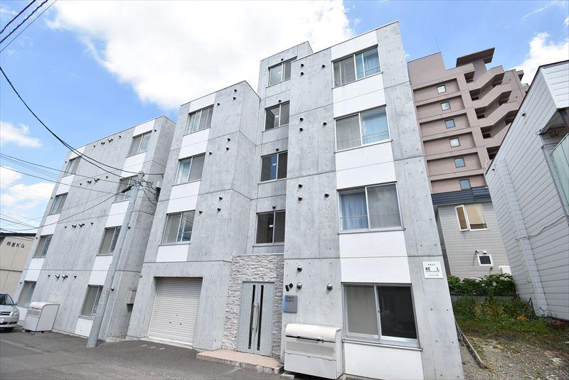 メゾンブレイニ—