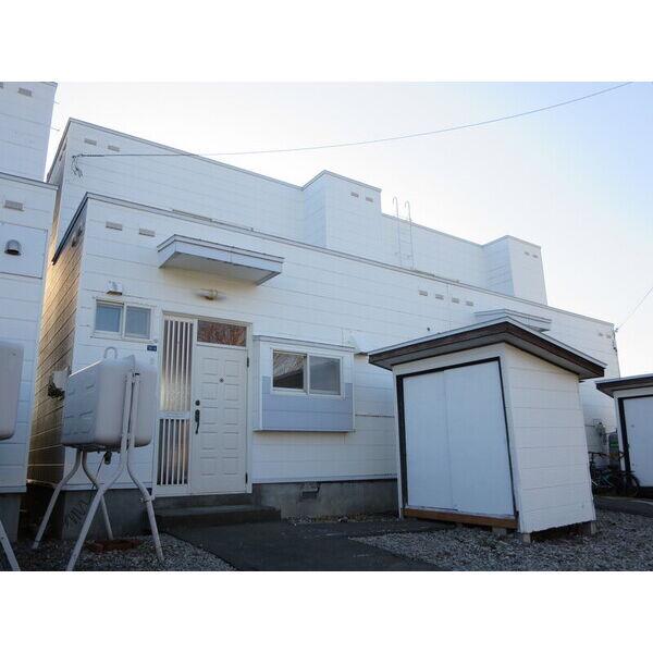 西岡4条13丁目メゾネット