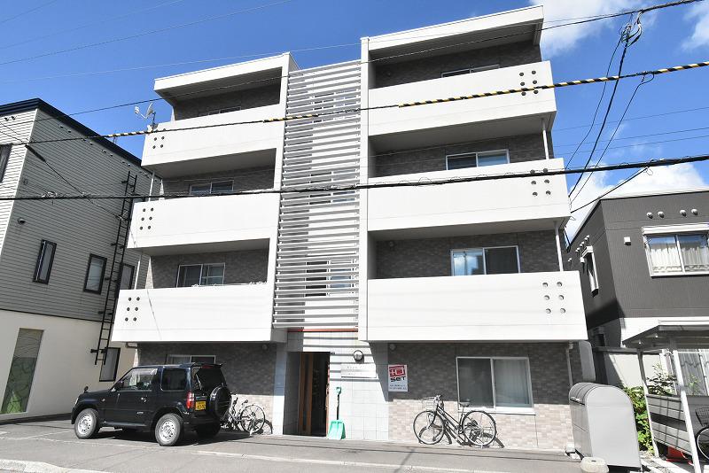 ムーンフェイス(1LDK/2階)