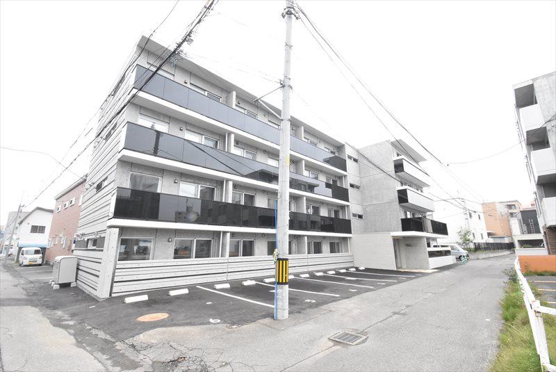 DOLCE VITA GAKUENMAE