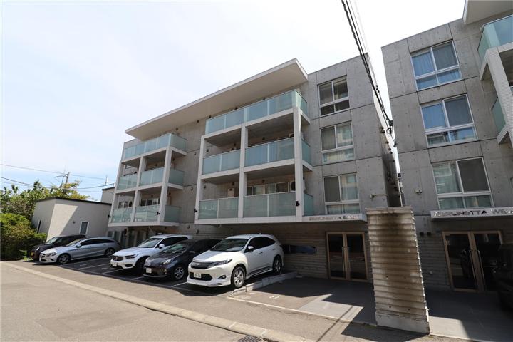 BERLINETTA イースト(2LDK/1階)