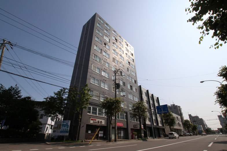 メゾンエクレーレ中の島