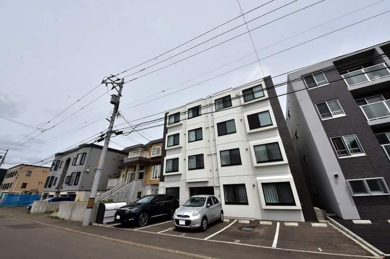 札幌市南北線 南平岸駅 徒歩7分  築10年