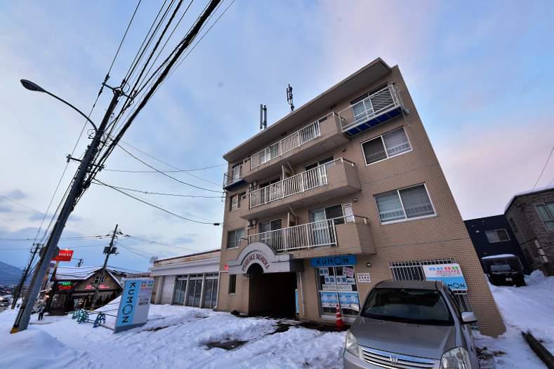 プルーデンス西岡