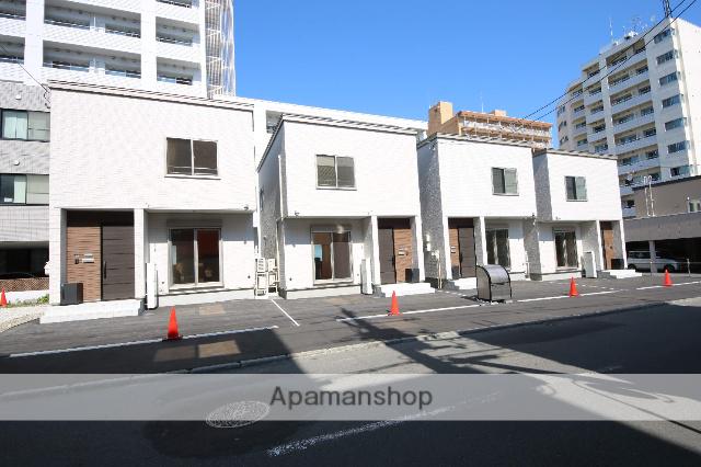 北海道札幌市豊平区 2階建 築4年