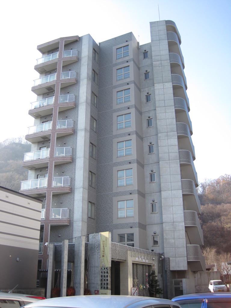 リライエンス円山