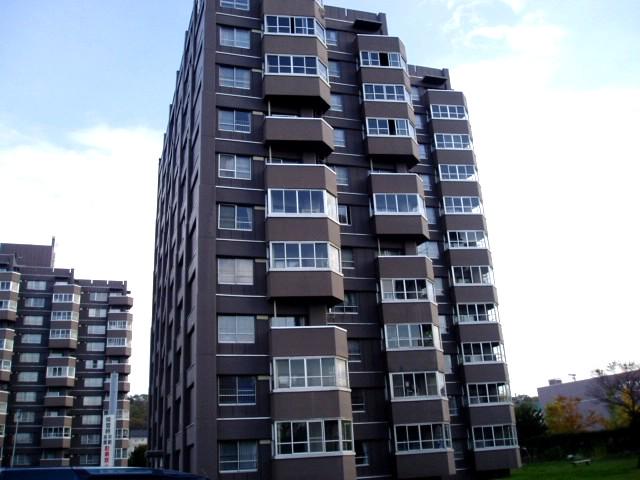 五輪団地H2号棟