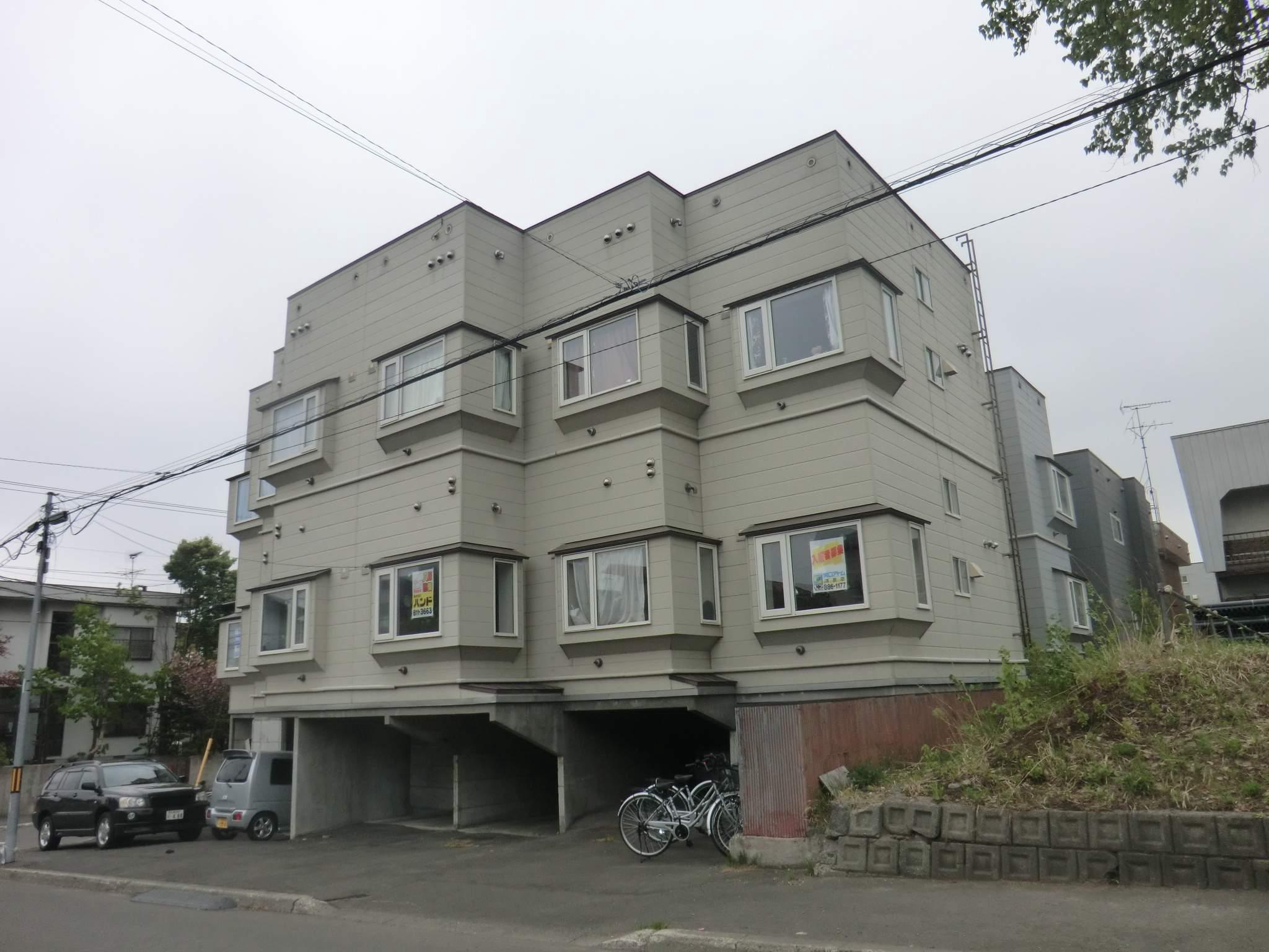 クラーク羊ヶ丘壱番館