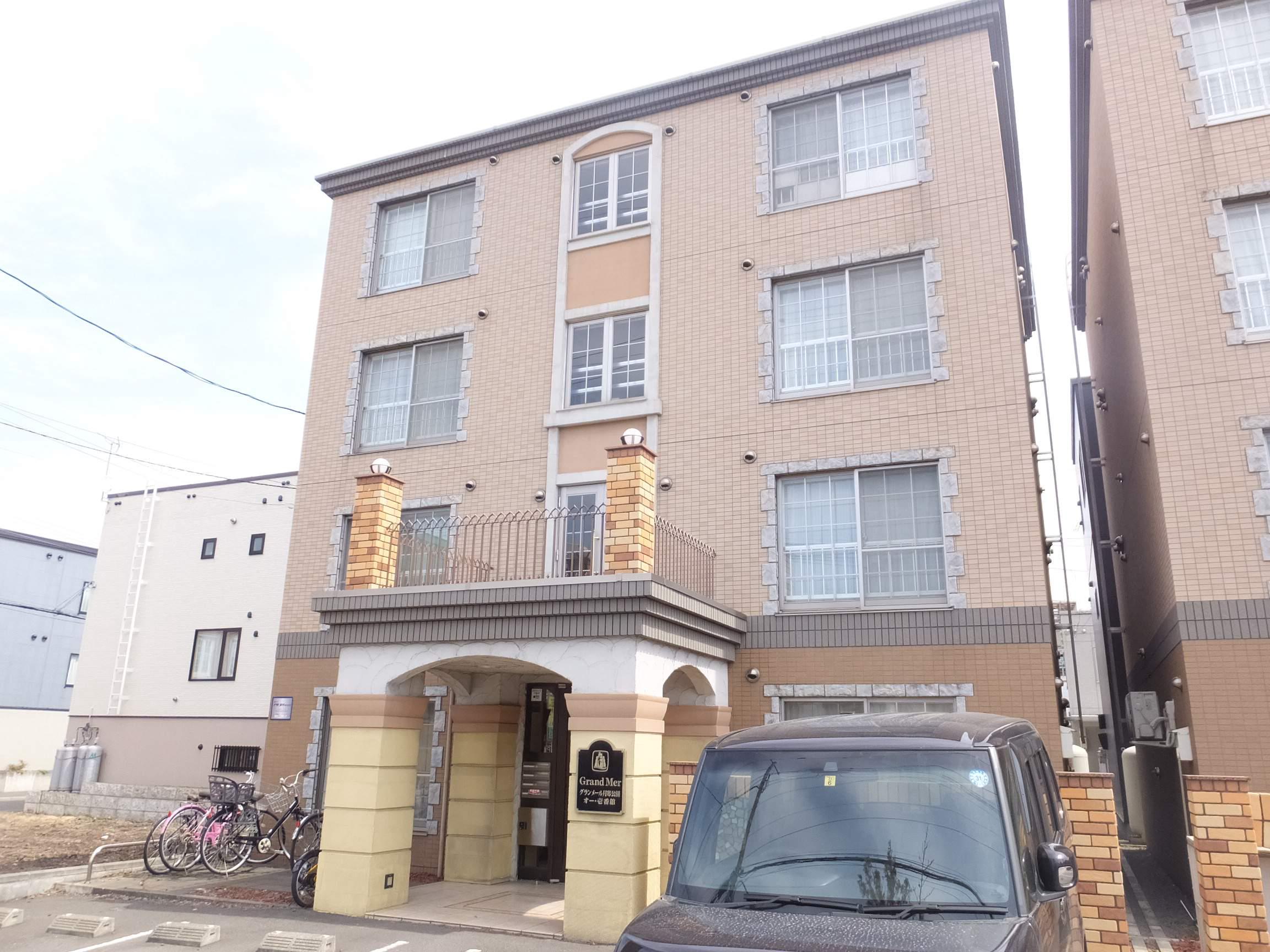 グランメール 月寒公園オー・壱番舘