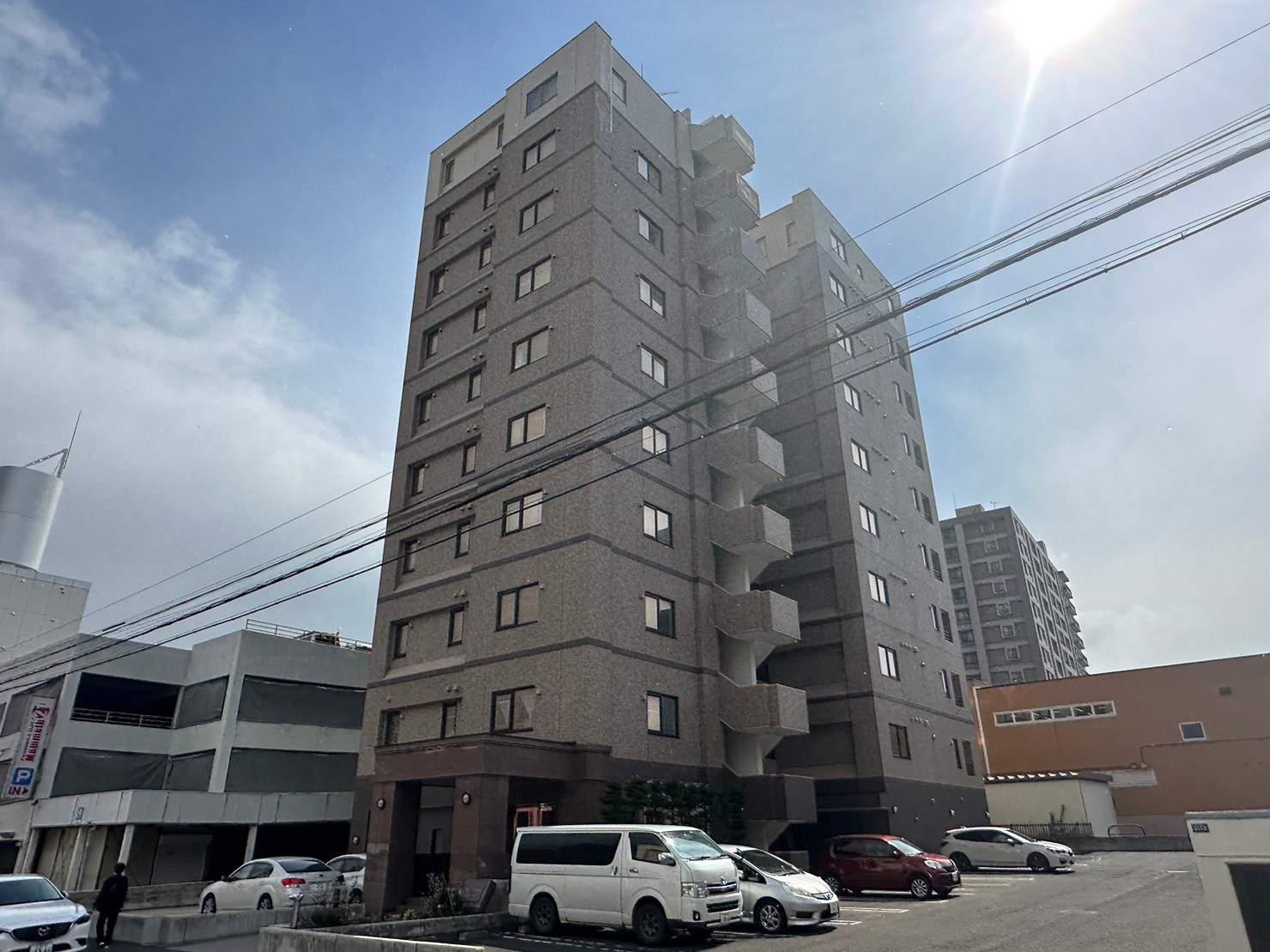 ピアツァルナ月寒中央