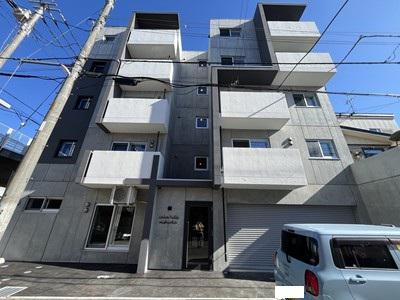 カームヒルズ西岡