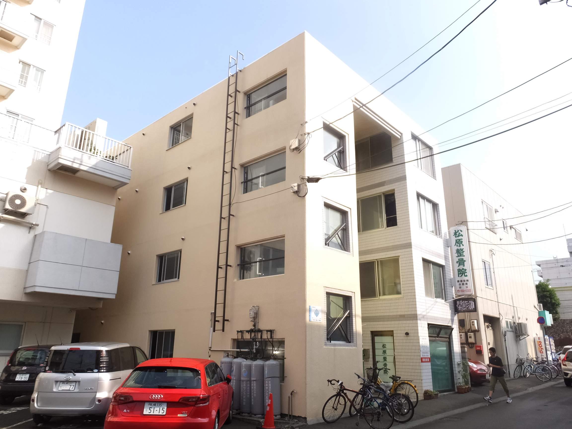 フロンティア南郷通