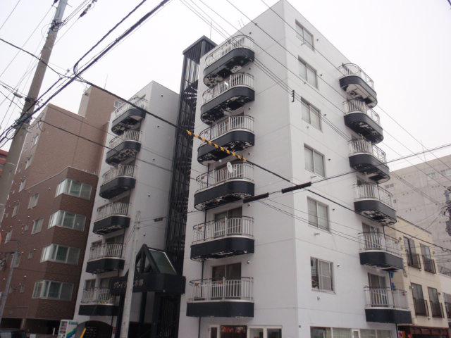 グレイシャス本郷