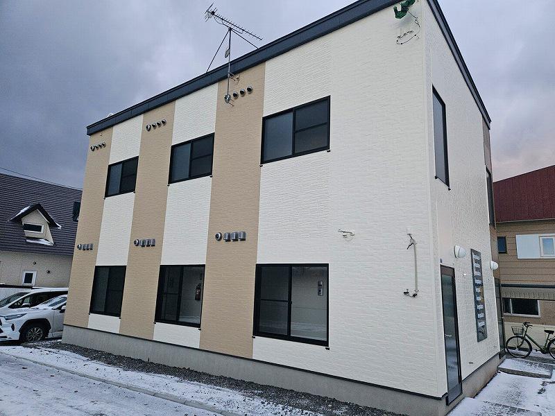 レオパレスひまわり(1K/2階)