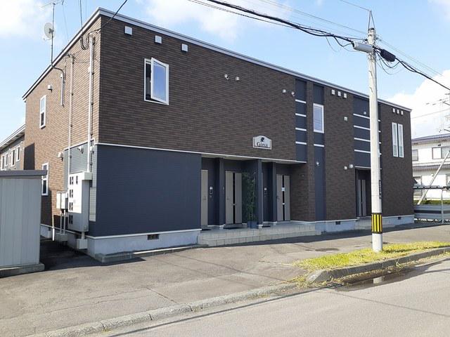 北海道苫小牧市 2階建 築12年