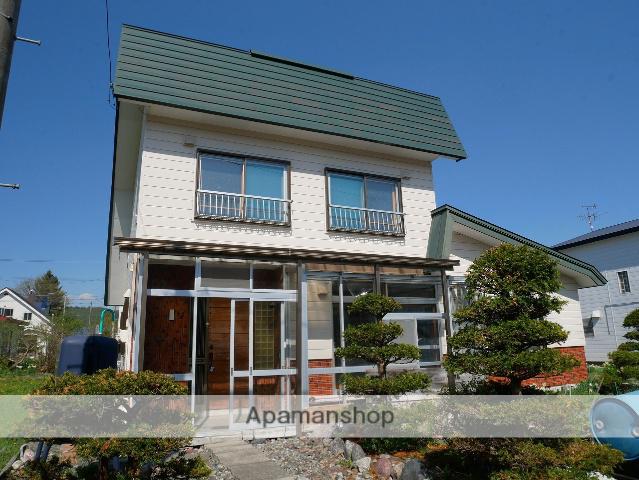 北海道夕張市 2階建 築50年