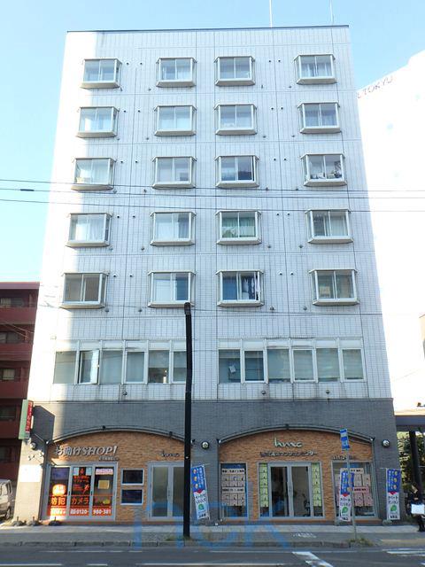 ナインスアベニュー