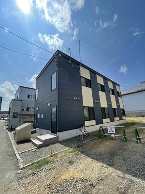 レオパレススカイブルー西町