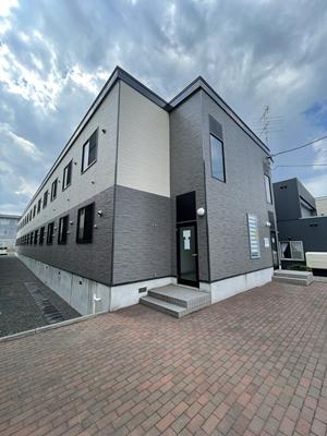 レオパレスロワジール西野B