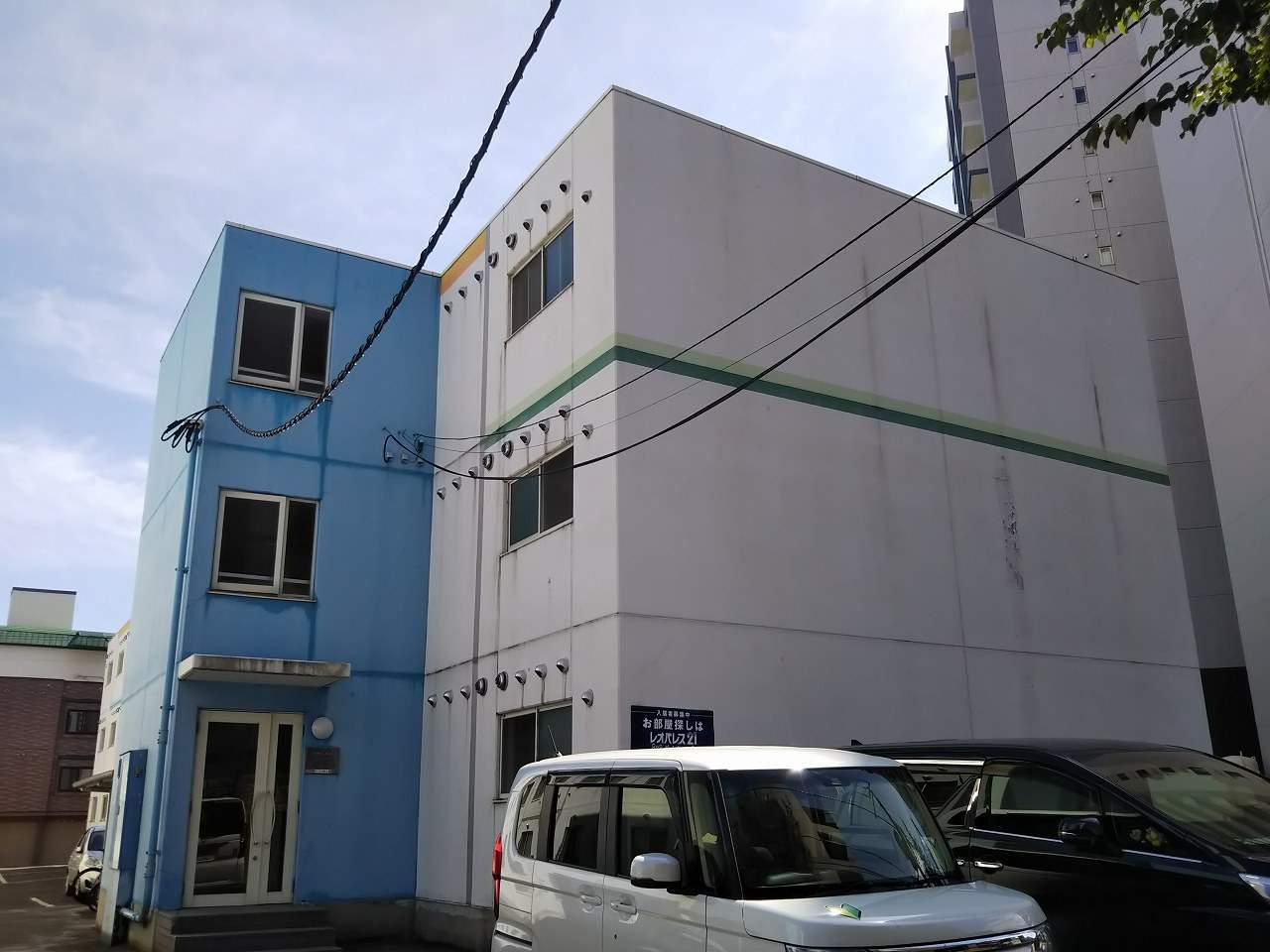 レオパレスセントラル南4条B