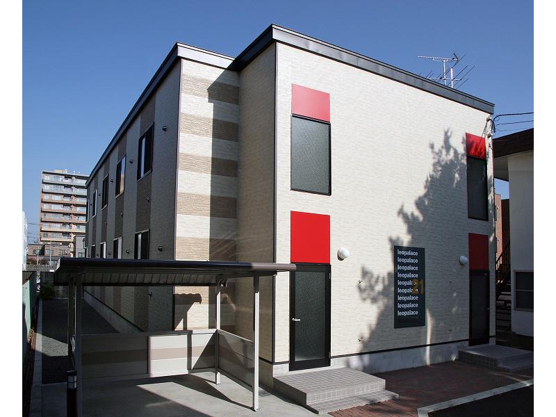 レオパレススターラポラ