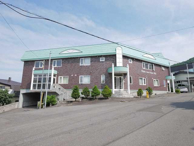 ホワイトコートカヤ伏見