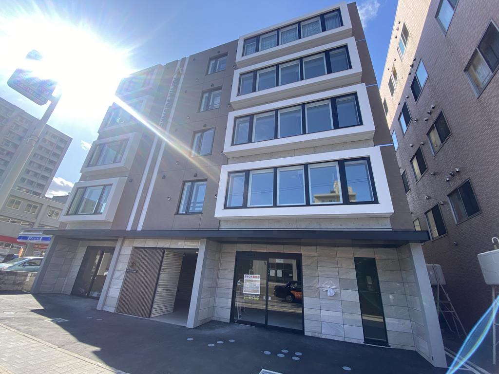 アルファスクエア南4西15