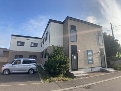 レオパレスラッキーヒル花和