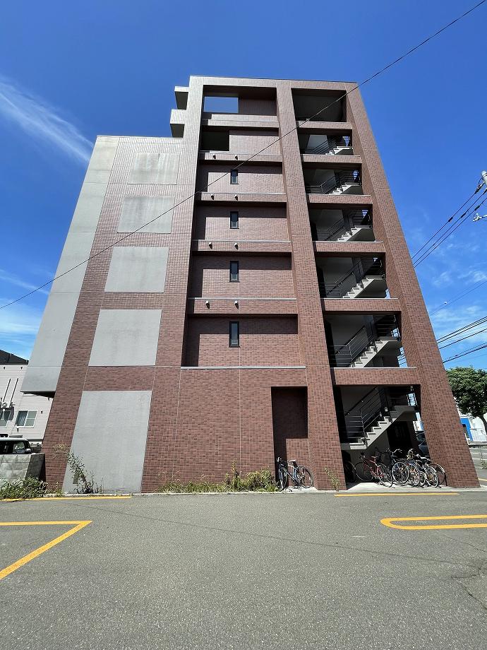 東十字街マンション