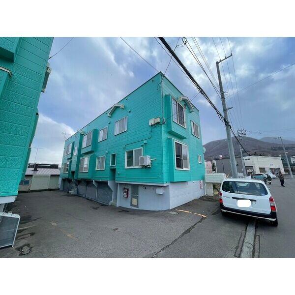 ロイヤルハウス富丘C