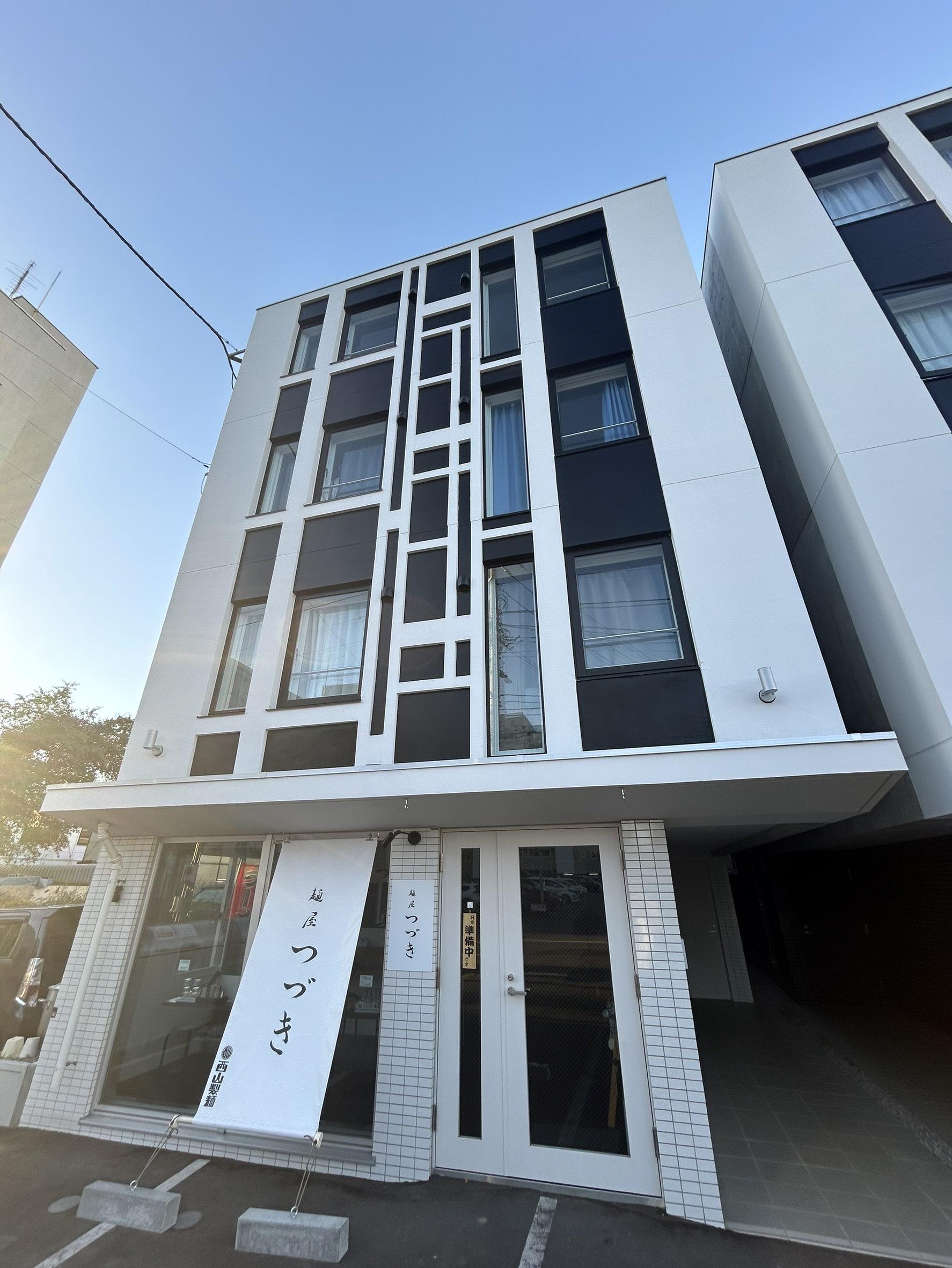 メニーズコート創成タウン C棟