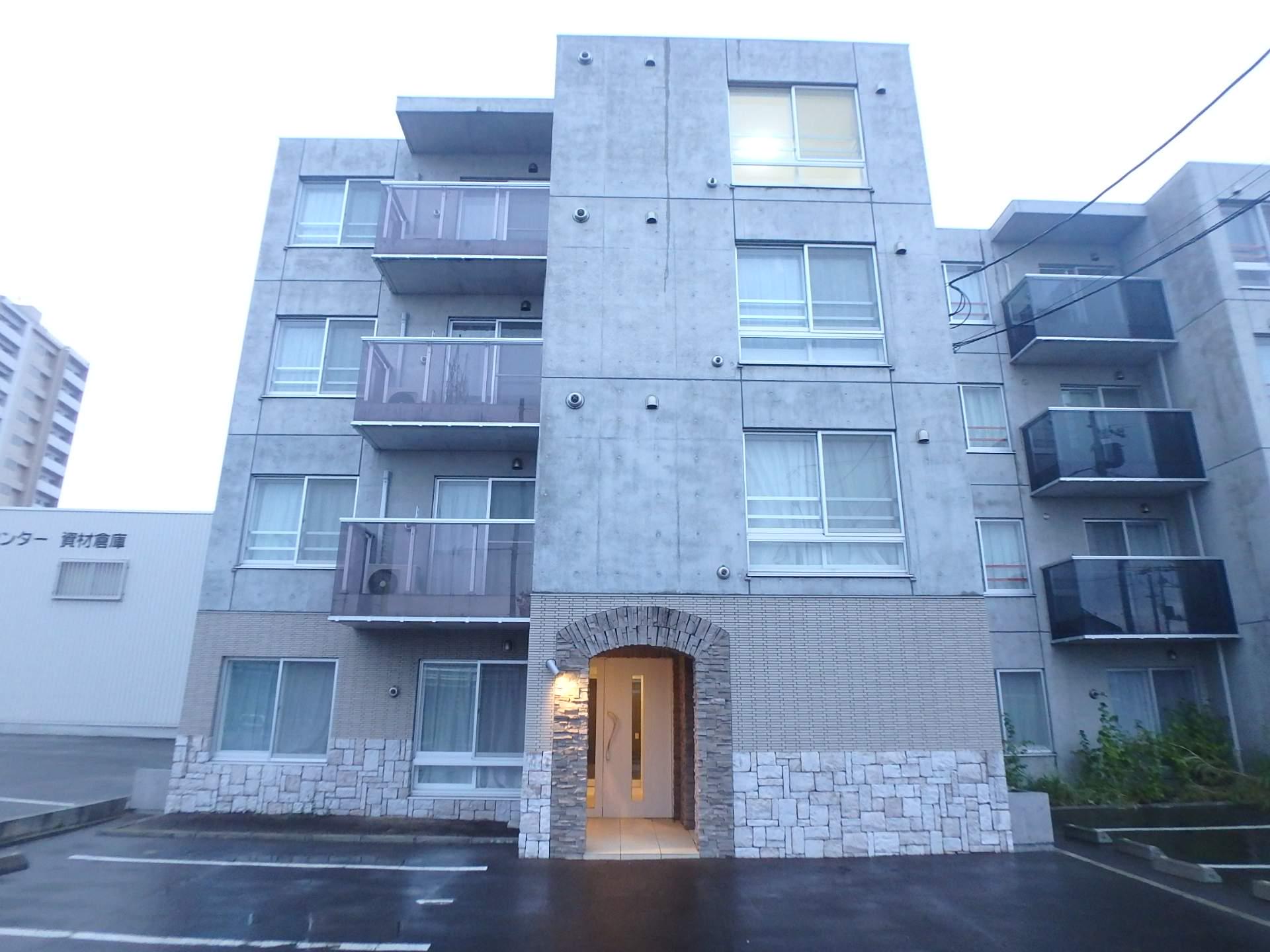 LAMERIDIAN ウエスト