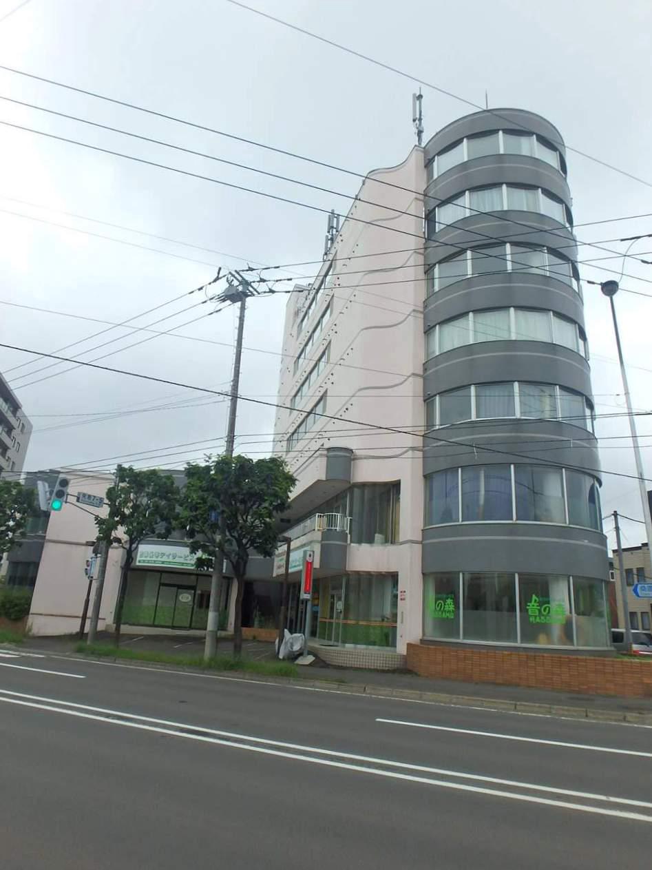 クレストコート