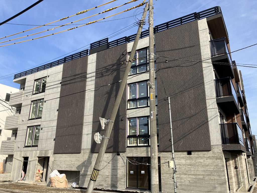 PREMIER IST KOTONI STA