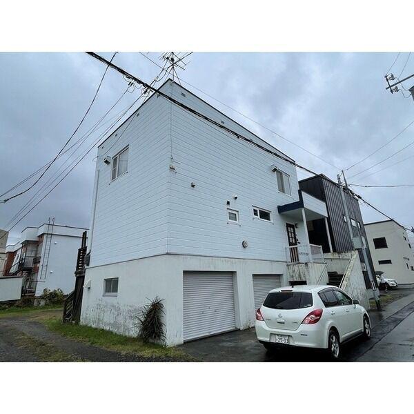 札幌市東西線 発寒南駅 徒歩8分 3階建 築36年