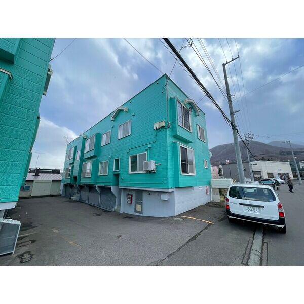 ロイヤルハウス富丘C