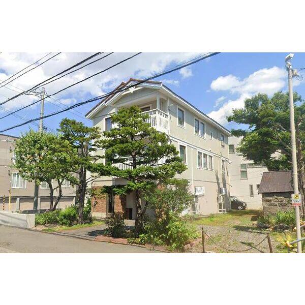 北海道札幌市中央区南十七条西13丁目の戸建賃貸