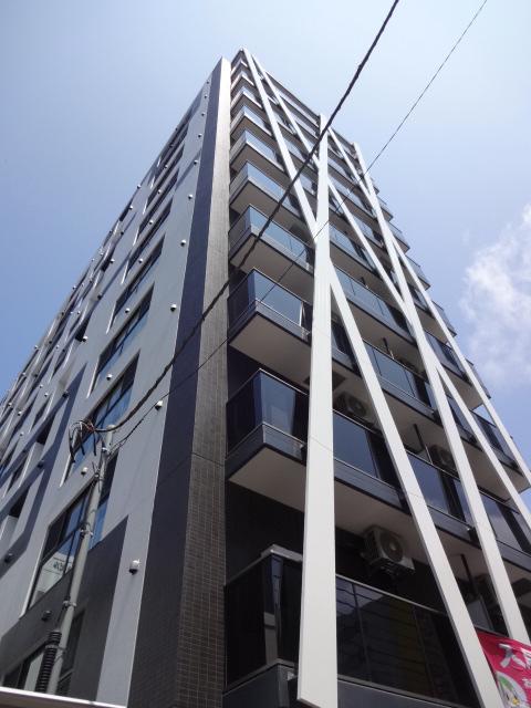 スペチアーレ プリーモ